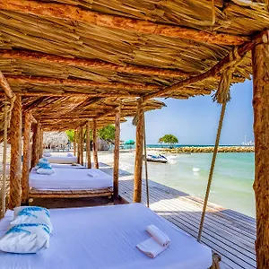 Marazao & Hotel Playa de Punta Arena