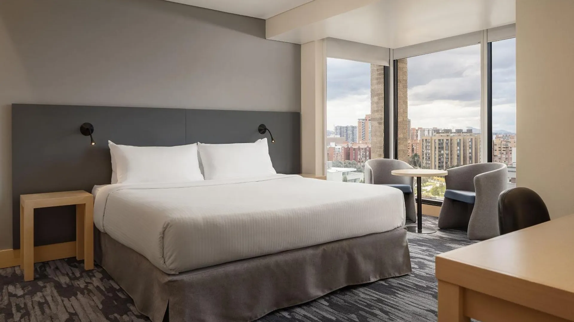 Fairfield By Marriott Bogota Embajada Hotel 4*,  Colombia
