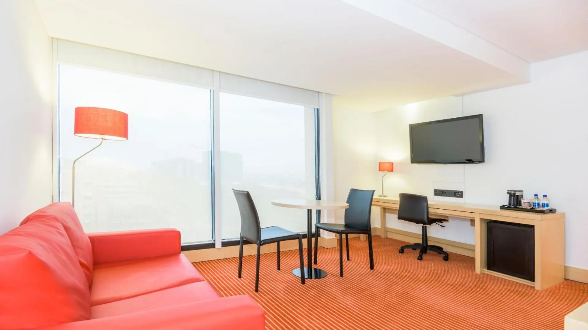Fairfield By Marriott Bogota Embajada Hotel 4*,