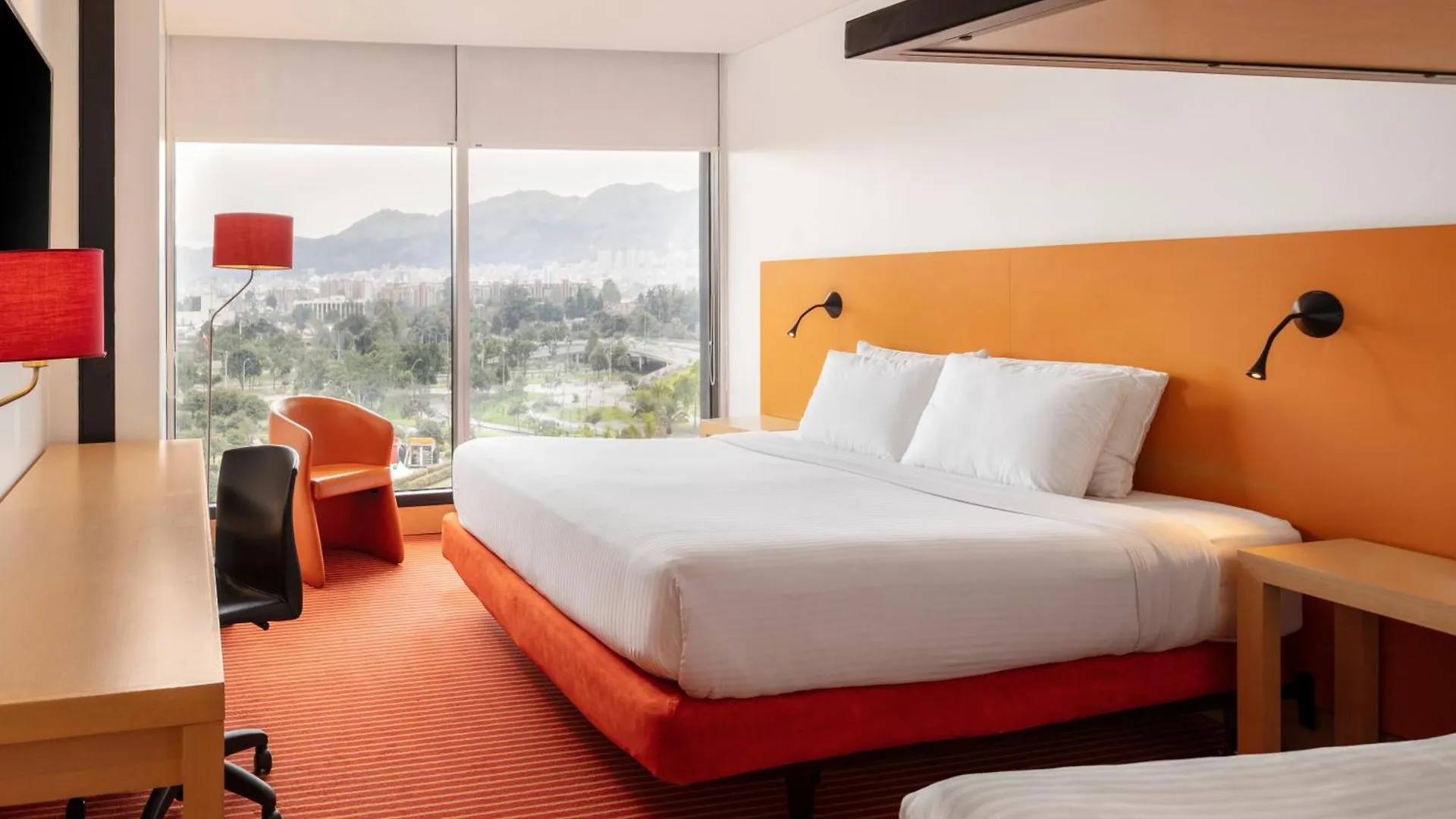 Fairfield By Marriott Bogota Embajada Hotel